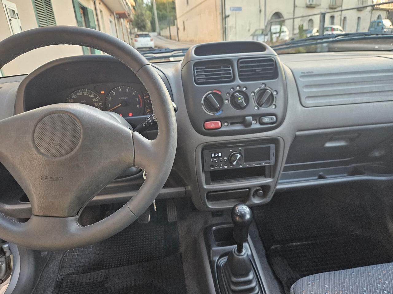 Suzuki Ignis 1.3i 16V cat 4WD GPL