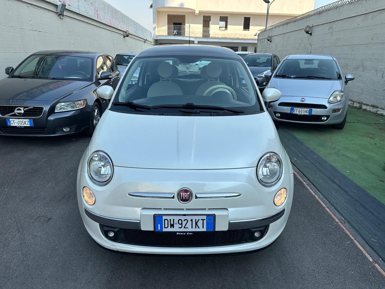 Fiat 500 1.2benz. “TETTO APRIBILE” Km80.000- 2009