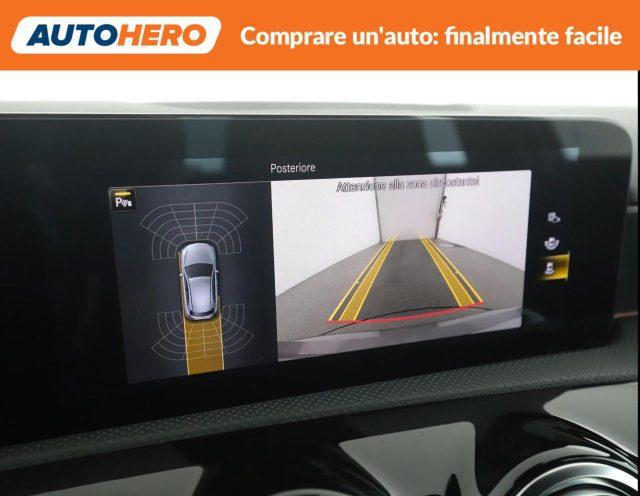 MERCEDES-BENZ A 180 d Automatic Premium