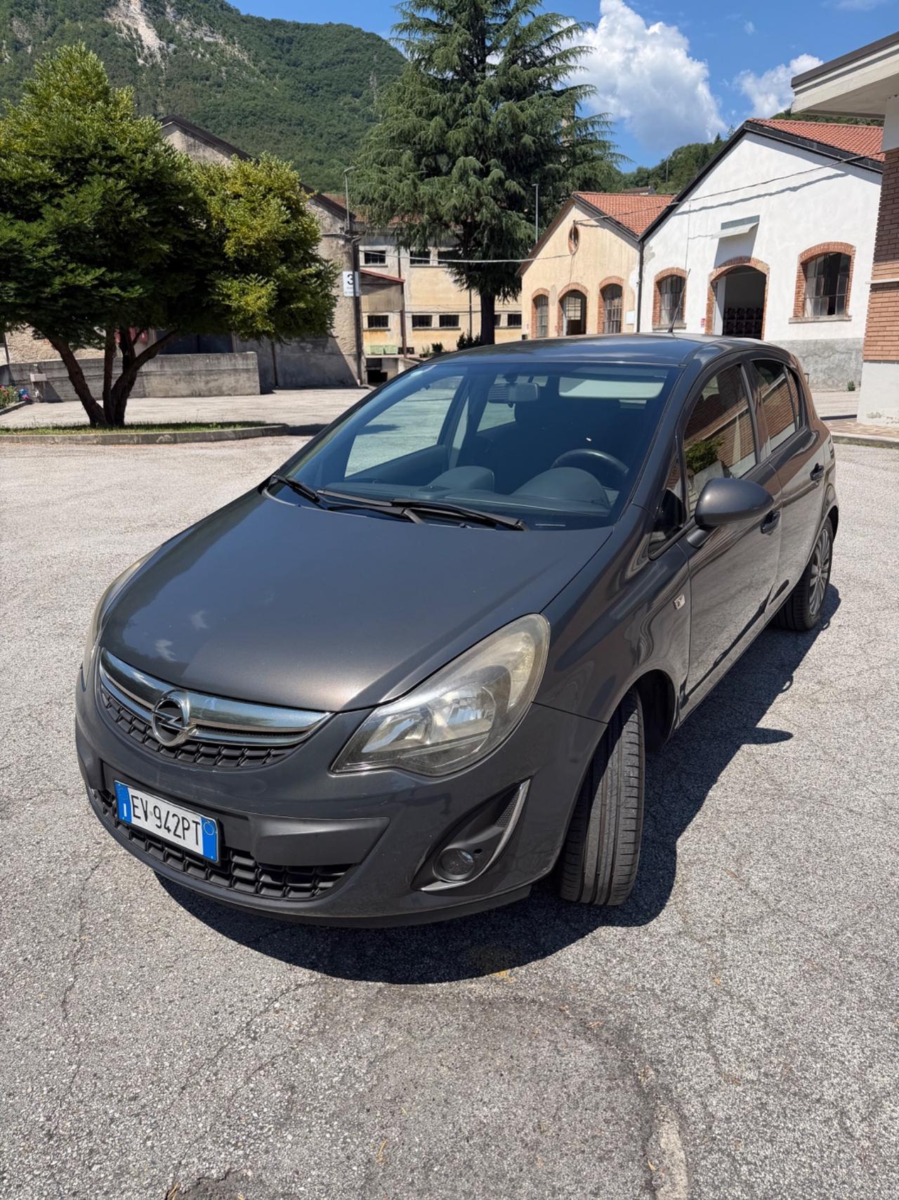 Opel Corsa 1.2 85CV 5 porte GPL-TECH Edition