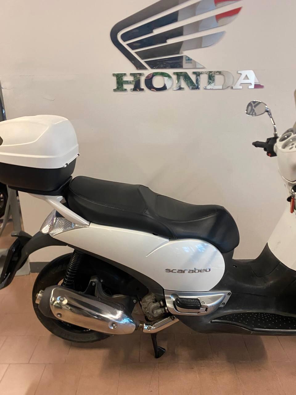 Aprilia Scarabeo 300