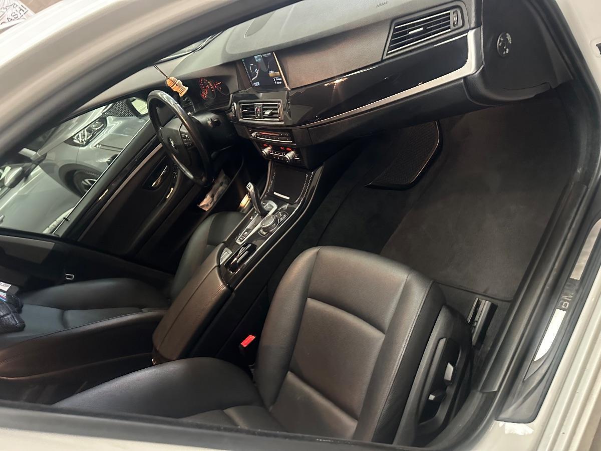 BMW - Serie 5 - 520d aut. Touring Business