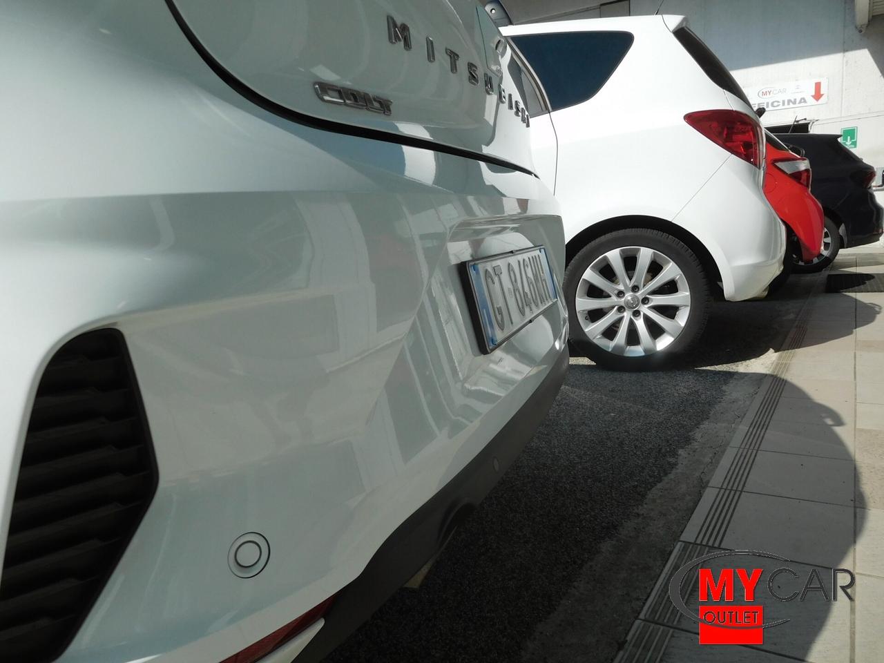 Mitsubishi Colt 1.0L turbo 90cv Invite