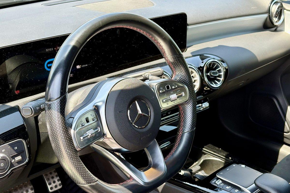 MERCEDES A 250 e Automatic EQ-Power Premium