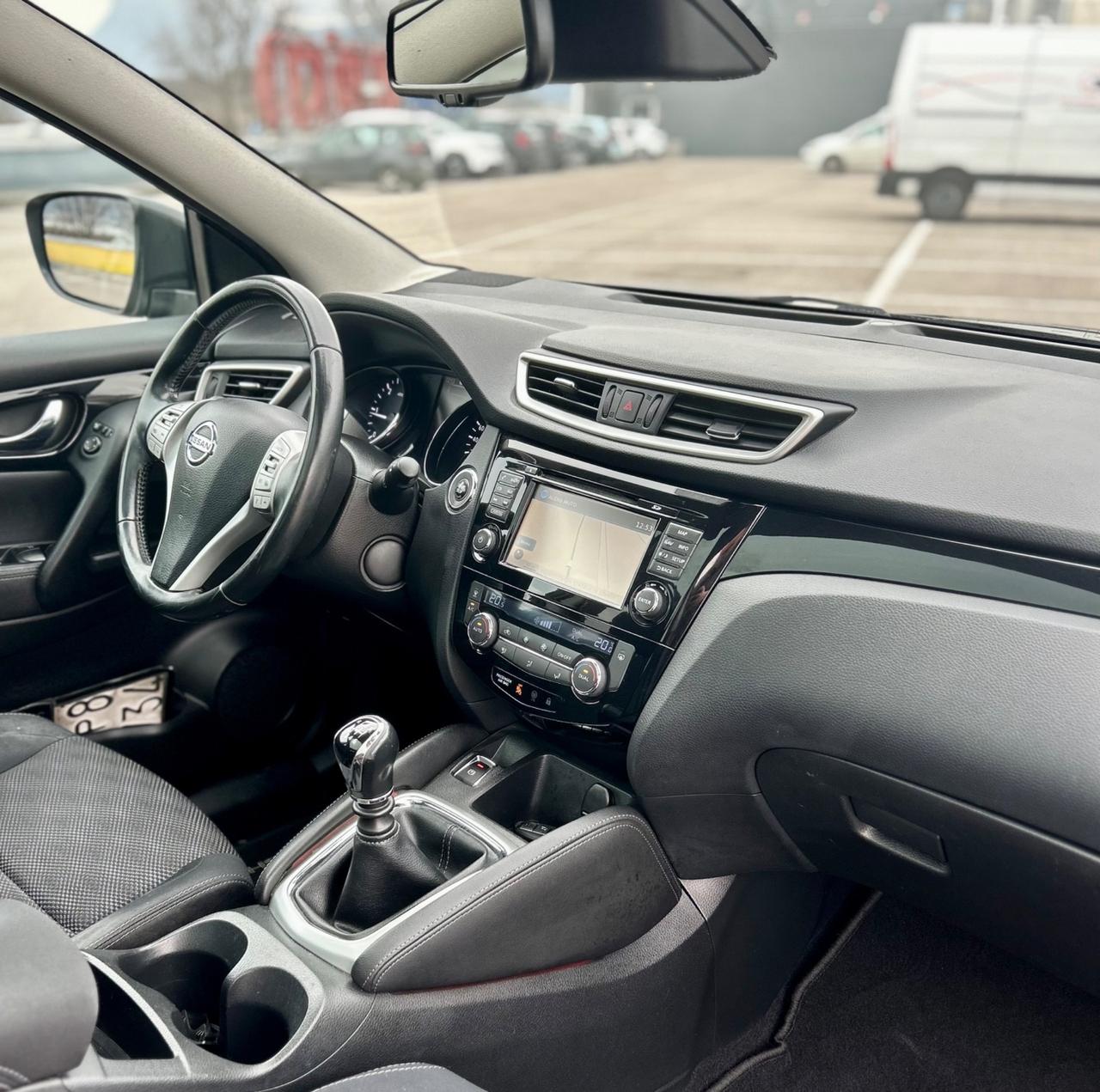 Nissan Qashqai 1.5 dCi Tekna FULL OPTIONAL