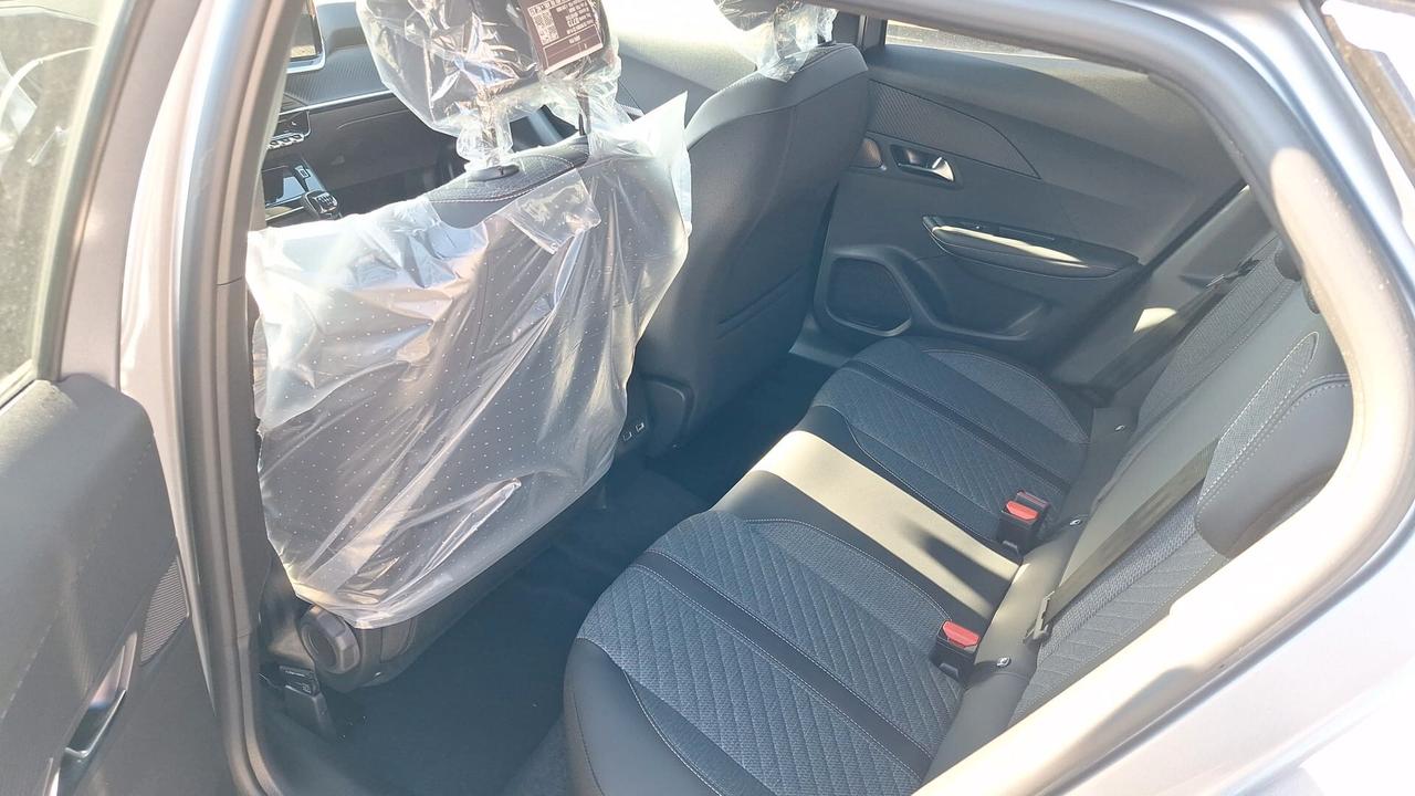 Peugeot 2008 PureTech 130 S&S Allure