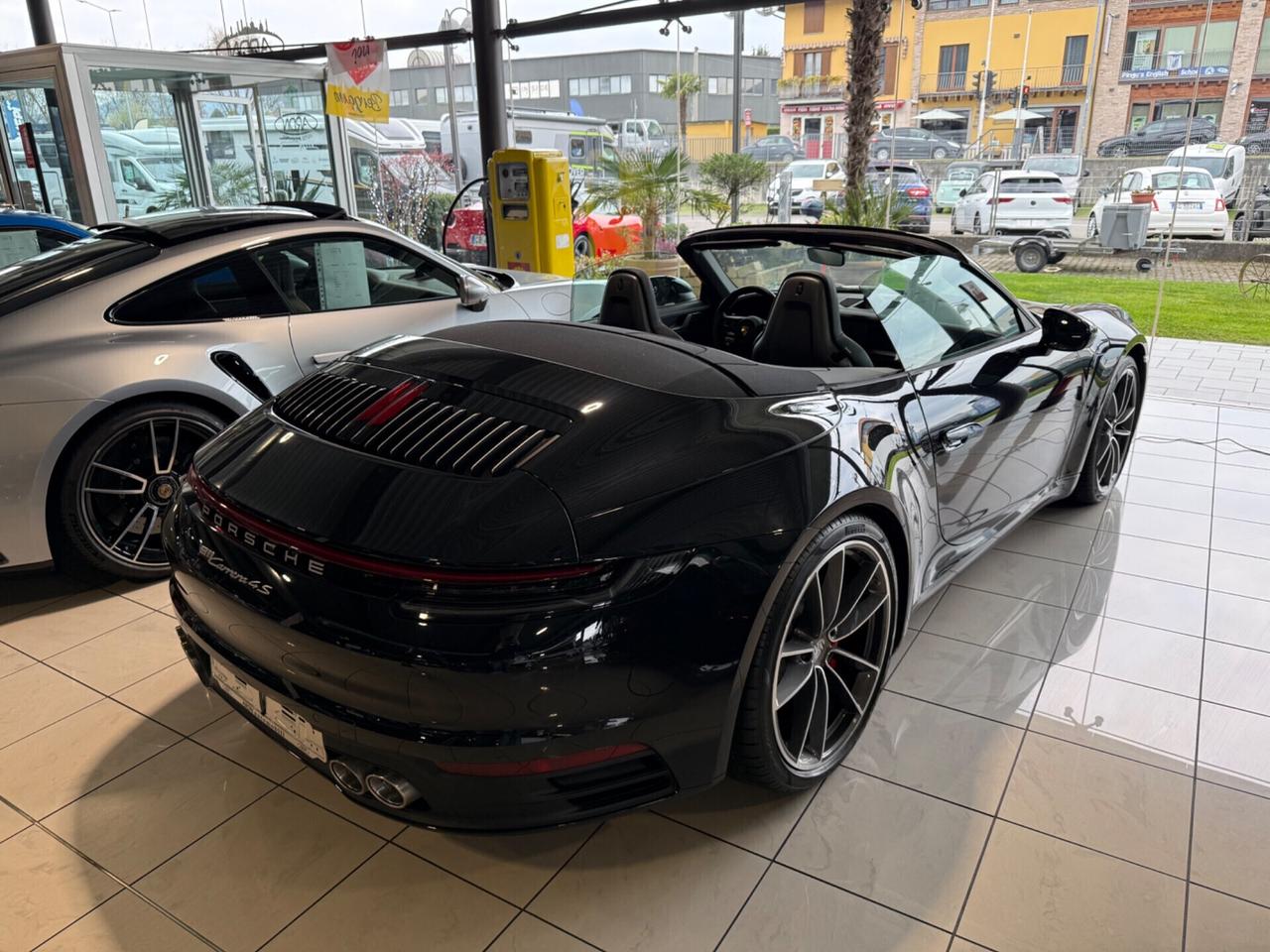 PORSCHE 911 992 CARRERA 4S