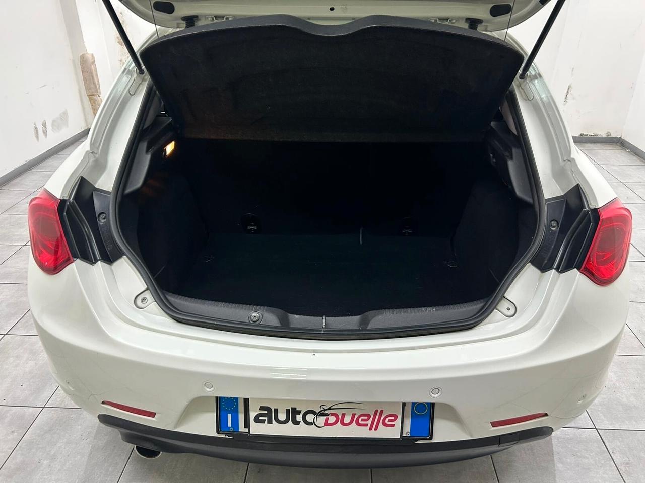 Alfa Romeo Giulietta 1.6 JTDm-2 120 CV Distinctive