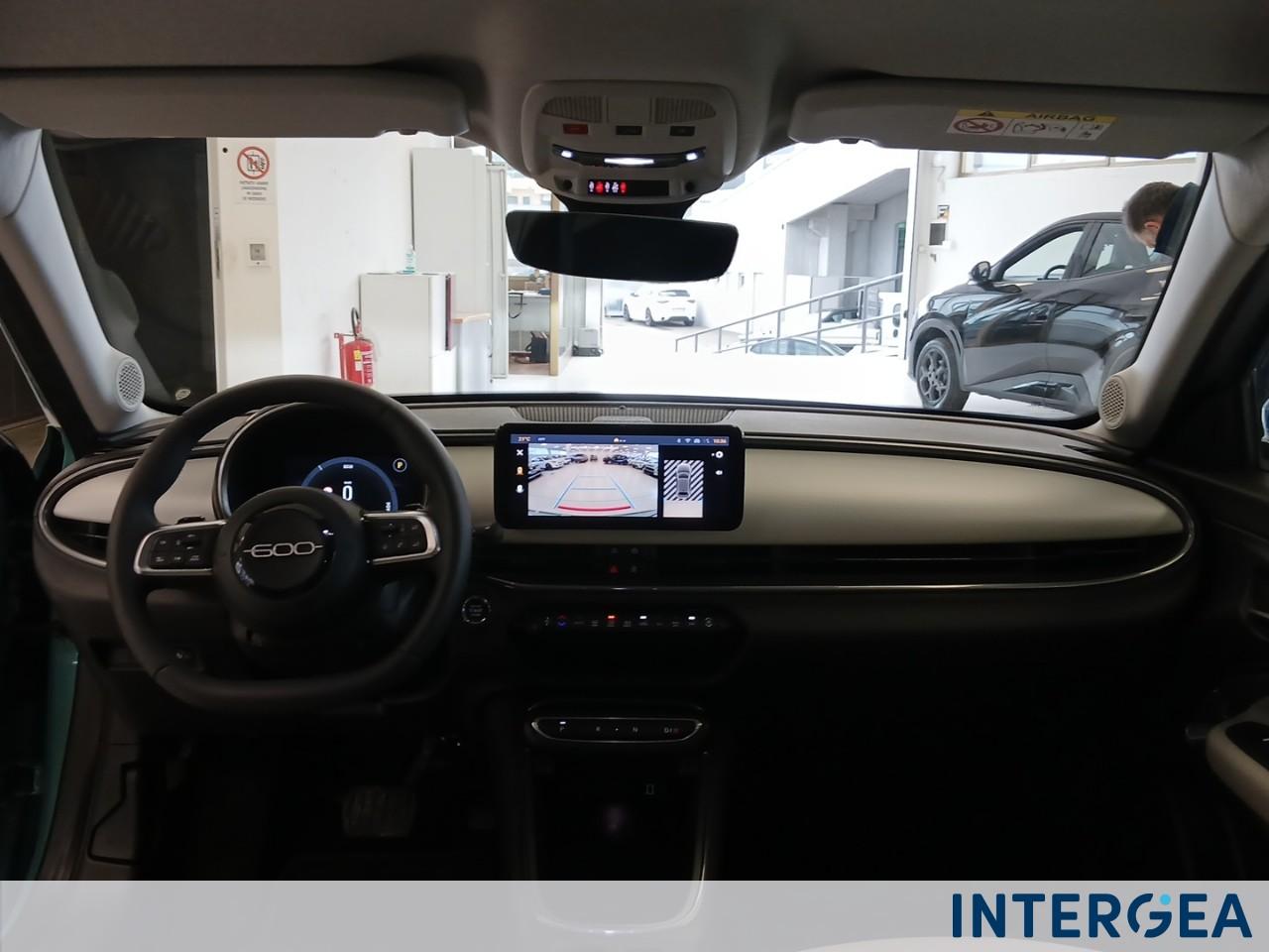 FIAT 600 1.2 hybrid La Prima 110cv auto
