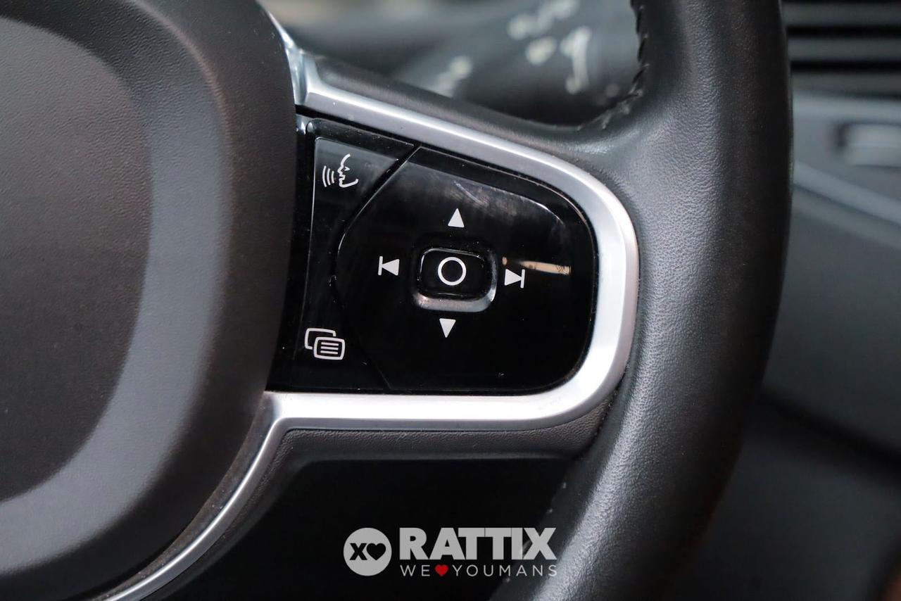 Volvo XC90 2.0 B5 Momentum Pro AWD Geartronic