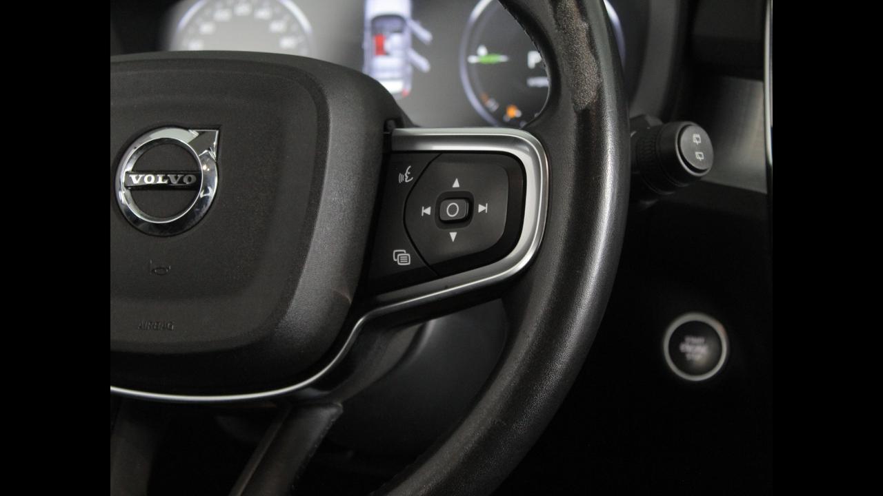 VOLVO XC40 - XC40 1.5 t5 phev Inscription Expression auto my21