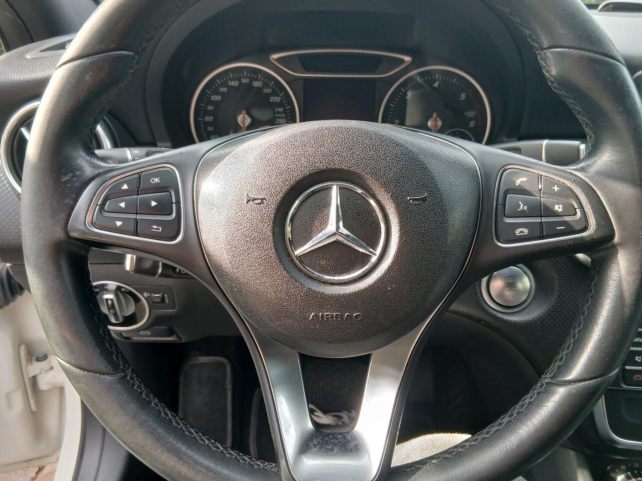 Mercedes-benz A 180 d Sport