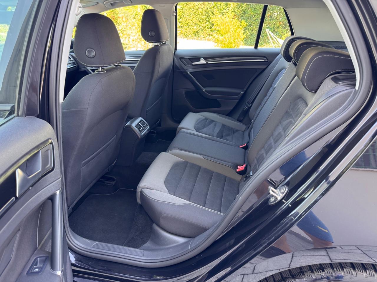 Volkswagen Golf 1.6 TDI 5p. Highline BlueMotion Technology OK NEOPATENTATI