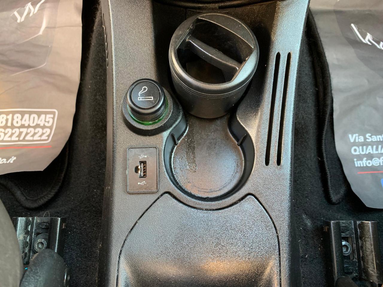 Lancia Ypsilon 1.2 Versus