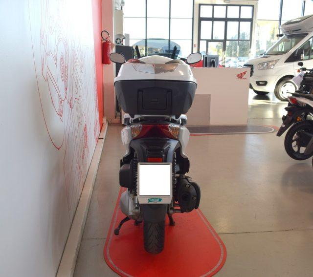 HONDA SH 300 i SH 300