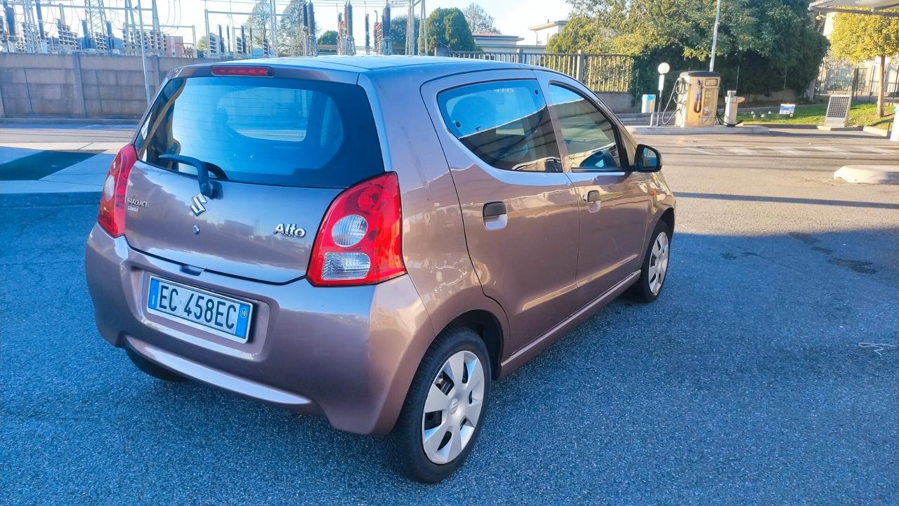 Suzuki Alto 1.0 benzina NEOPATENTATI - 2010