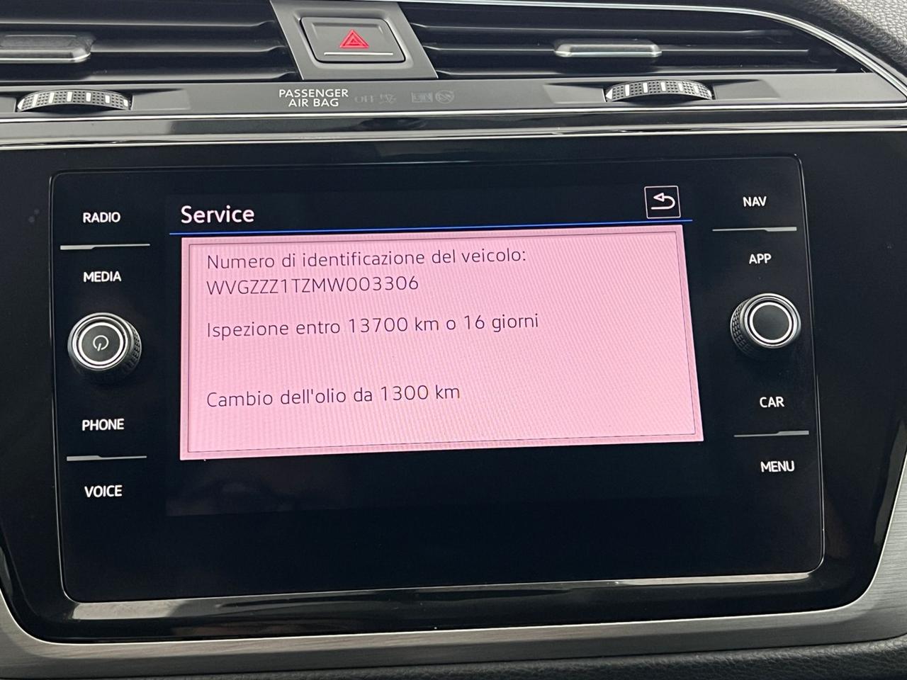 VOLKSWAGEN Touran III 2015 Touran 2.0 tdi Business dsg