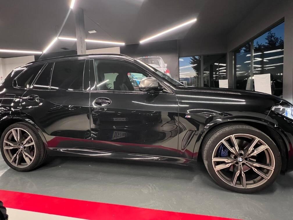 BMW X5 M50d auto