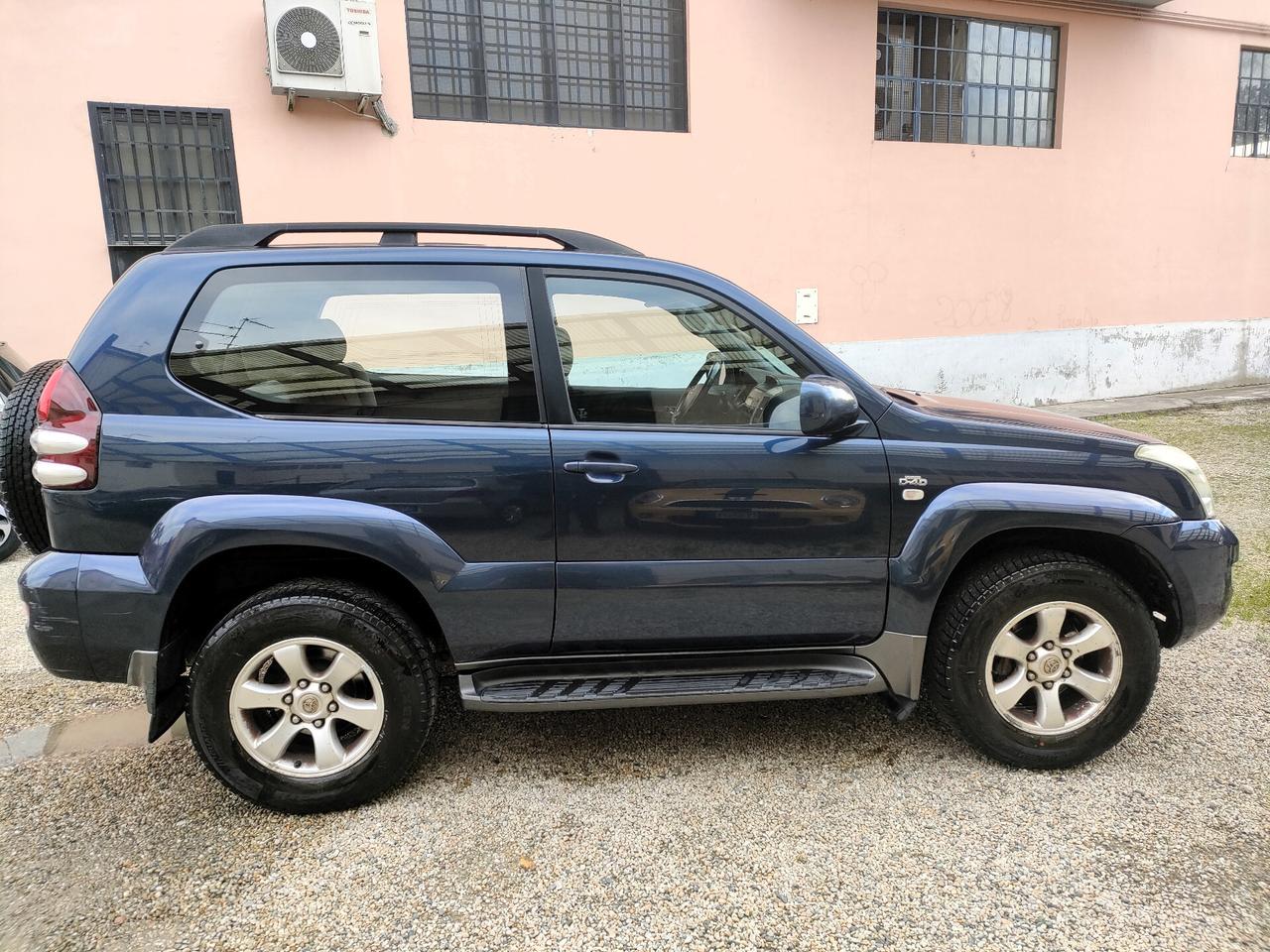 Toyota Land Cruiser 3.0 D-4D 16V cat 3 porte Sol