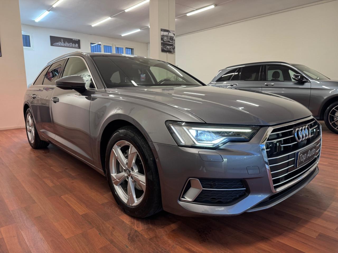 AUDI A6 AVANT 40 TDI 204 cv ULTRA S TRONIC DESIGN