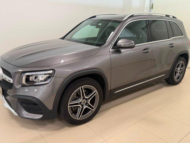 MERCEDES-BENZ GLB 180 d Automatic Sport