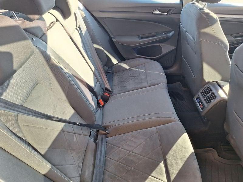 Volkswagen Golf Golf 1.5 eTSI 130 CV EVO ACT DSG Style