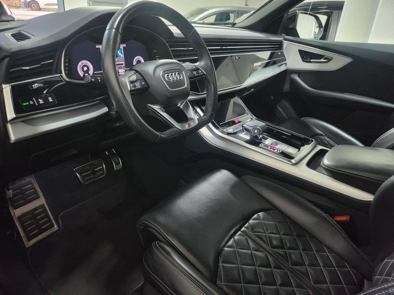 AUDI Q8 50 TDI 286 CV quattro 3x S-LINE PANO / 22" /SEDILI SPORTIVI