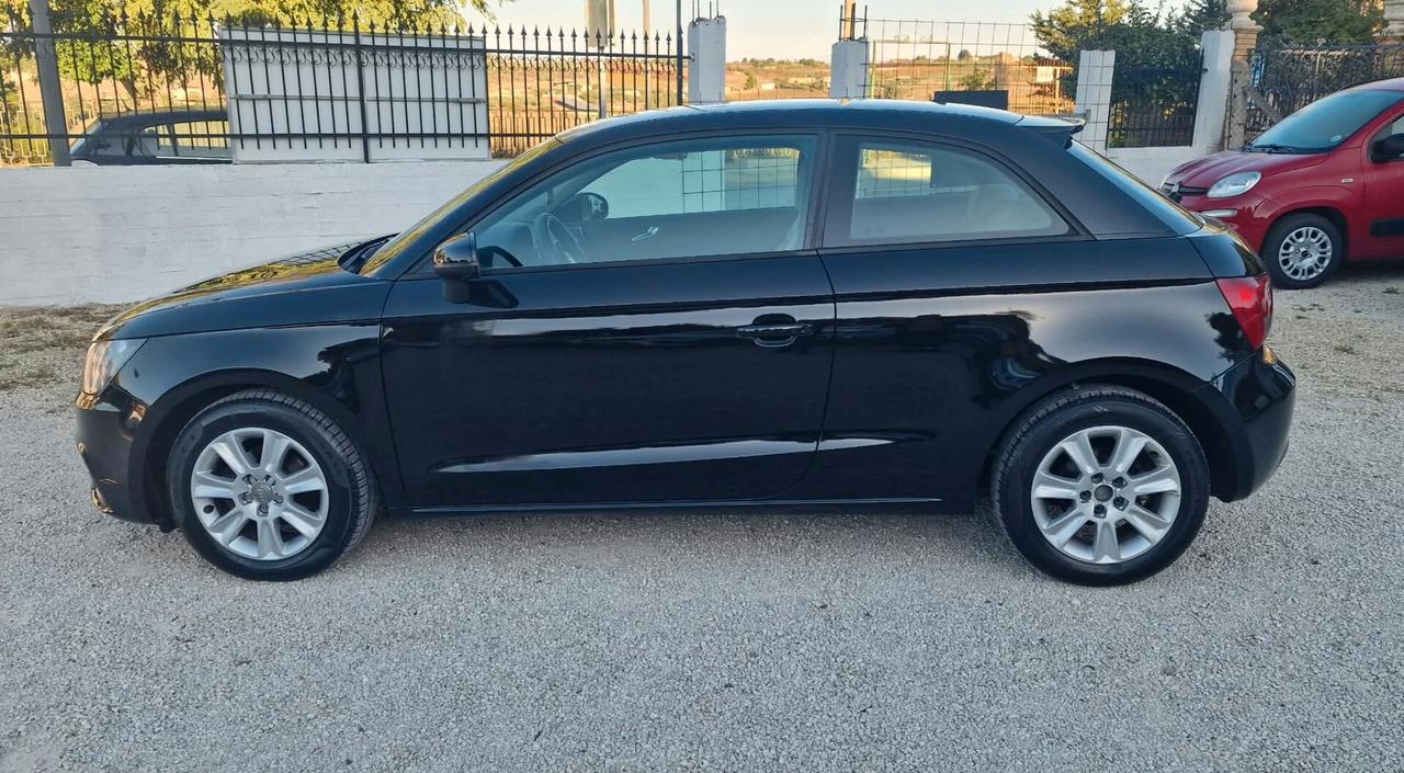 AUDI A1 1.2 BENZINA 85 CV IN OTTIME CONDIZIONI