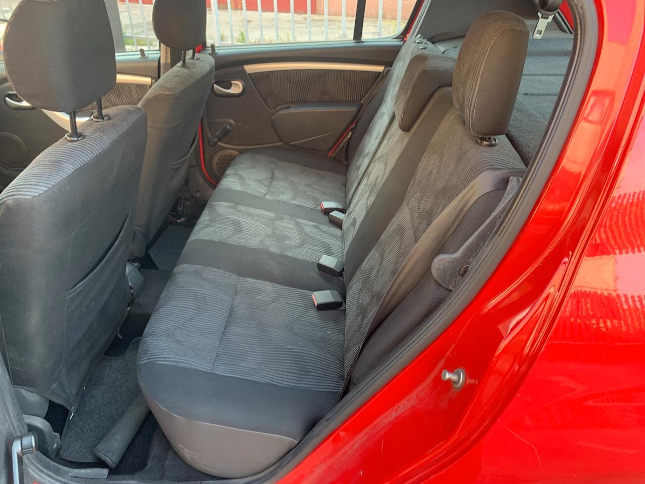 Dacia Sandero 1.4 8V GPL