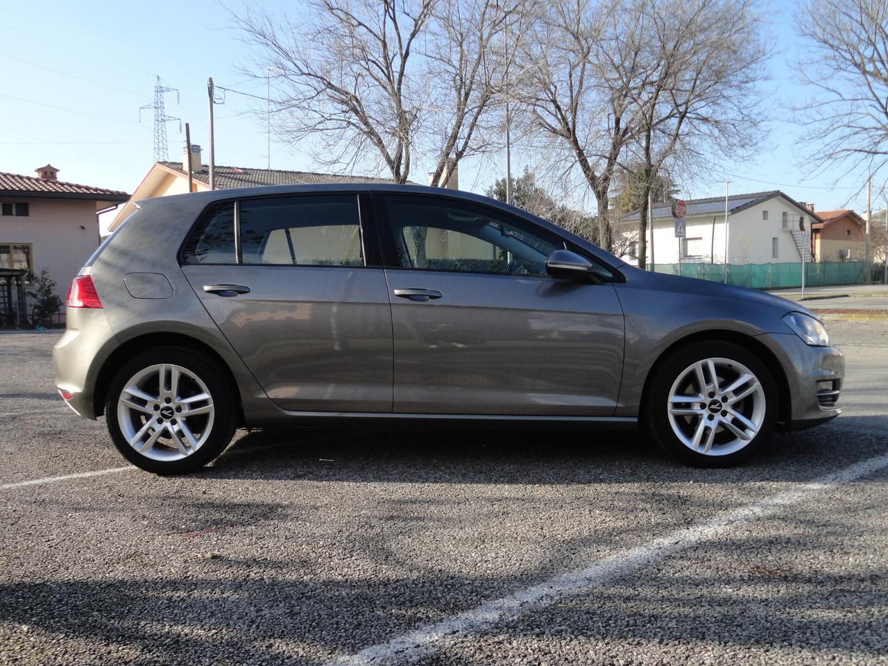 Volkswagen Golf Variant 1.6 TDI 110 CV DSG Comfortline BlueMotion Tech.