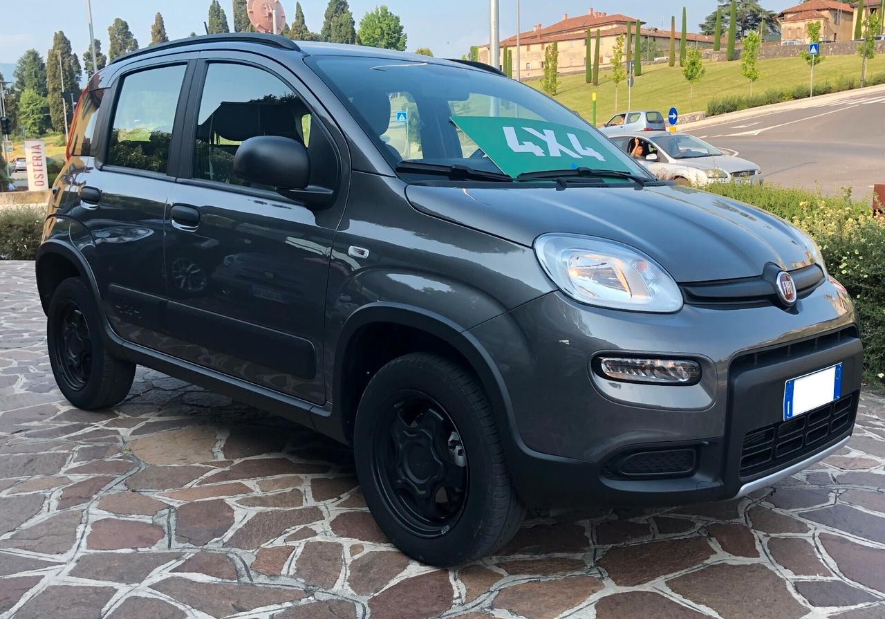 Fiat Panda Cross 0.9 TwinAir Turbo S&S 4x4 8000 Km!!!