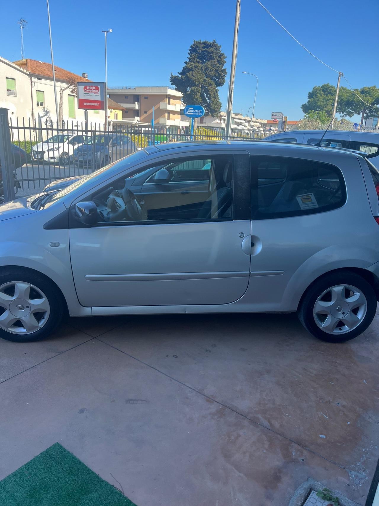 Renault Twingo 1.2 16V Live cambio automatico più gpl
