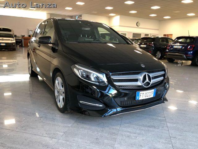 MERCEDES-BENZ B 180 AUTOMATICA, LED, CARPLAY, NAVI, RETROCAMERA