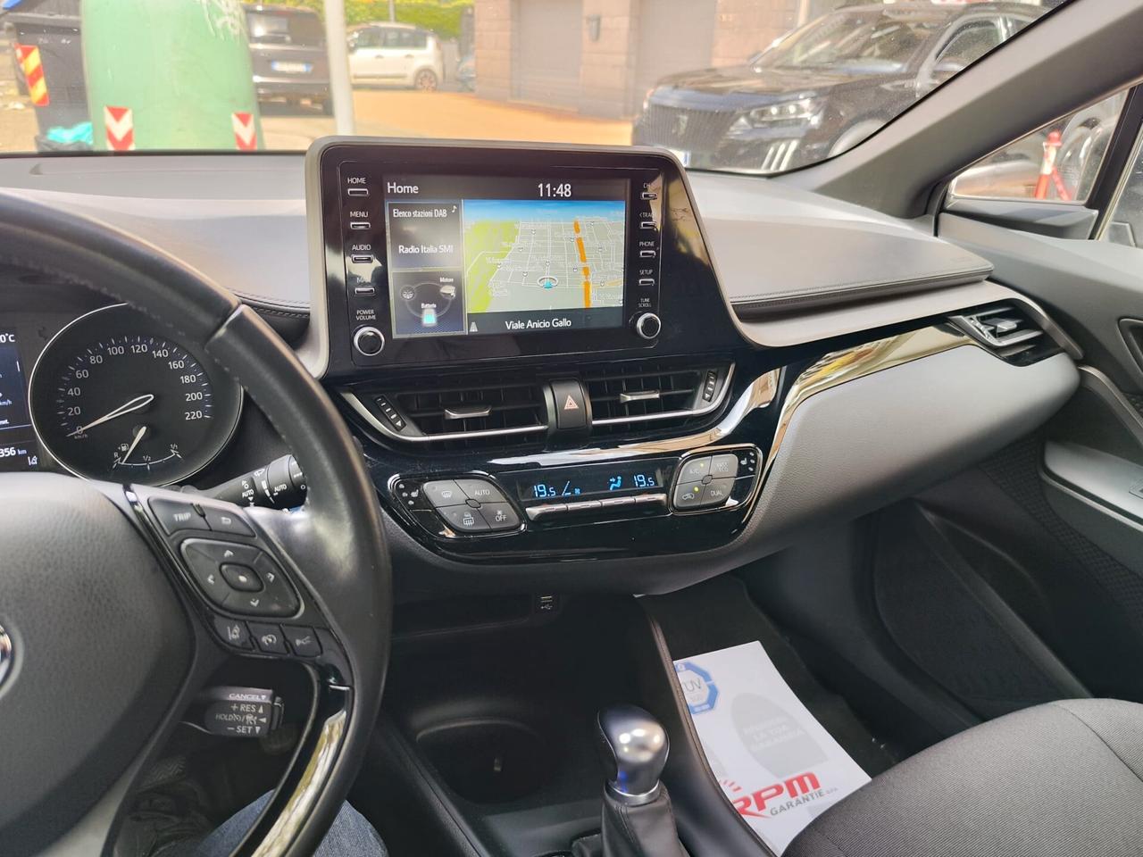 Toyota C-HR 1.8 Hybrid Business