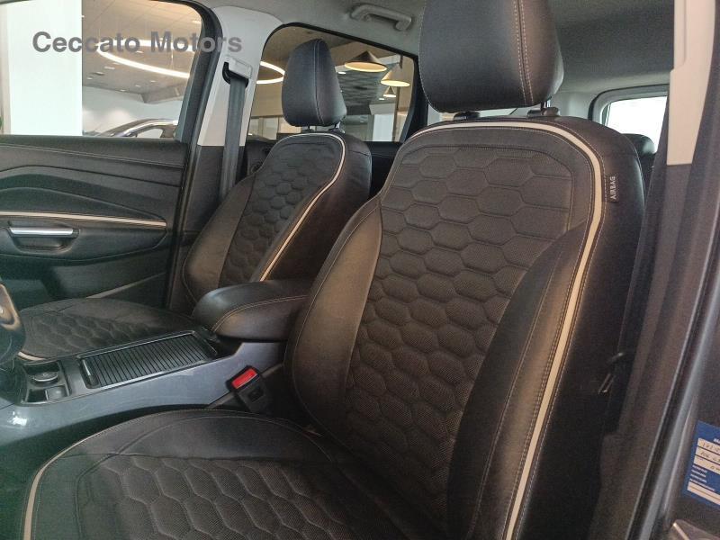 Ford Kuga 2.0 TDCi Vignale AWD Powershift