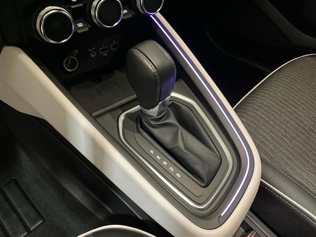 RENAULT Clio 5 Porte 1.6 E-Tech full hybrid 145cv Techno A