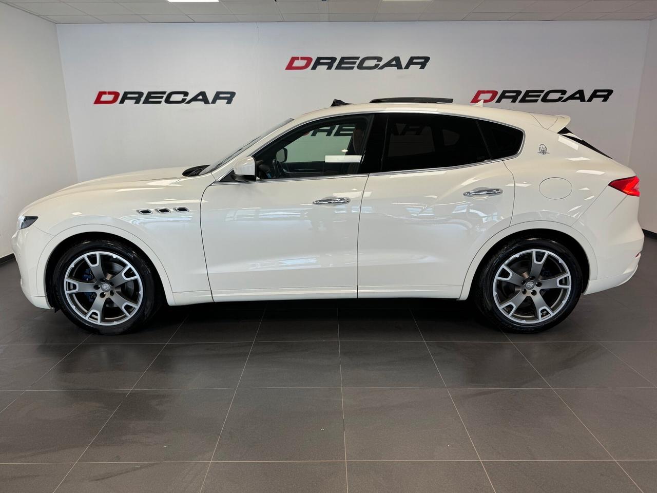 Maserati Levante V6 Diesel 275 CV AWD PERLATO TETTO PACK SPORT