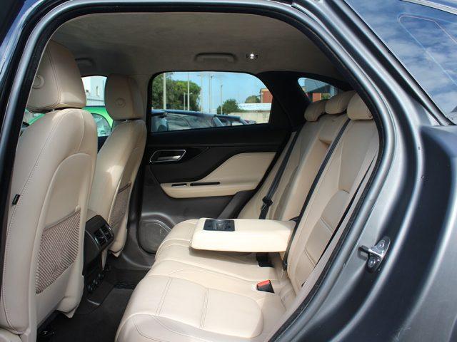 JAGUAR F-Pace 2.0 D AWD 180 CV aut. Prestige