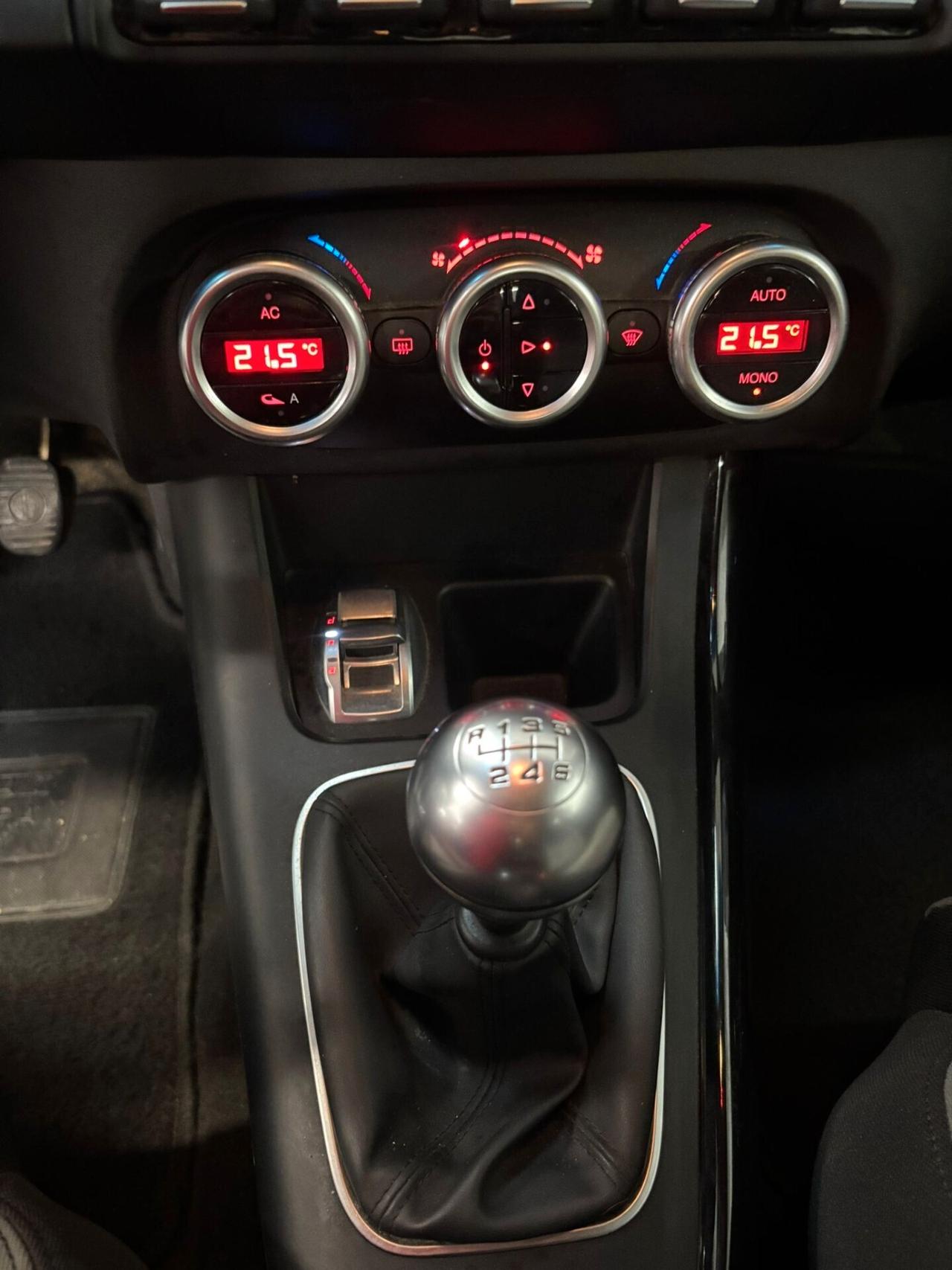 Alfa Romeo Giulietta 1.4 Turbo MultiAir Distinctive