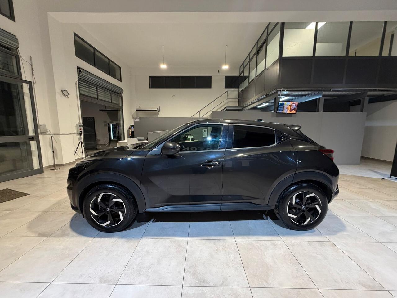 Nissan Juke 1.0 DIG-T 114 CV N-Connecta