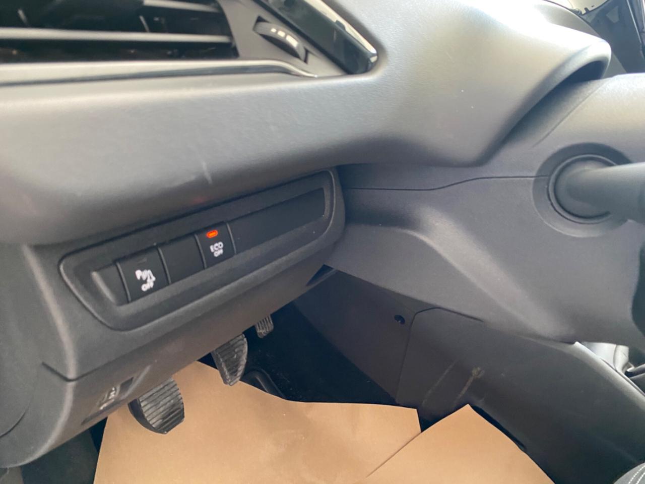 Peugeot 208 PureTech 5P ALLURE NAVI/FULL LED2020