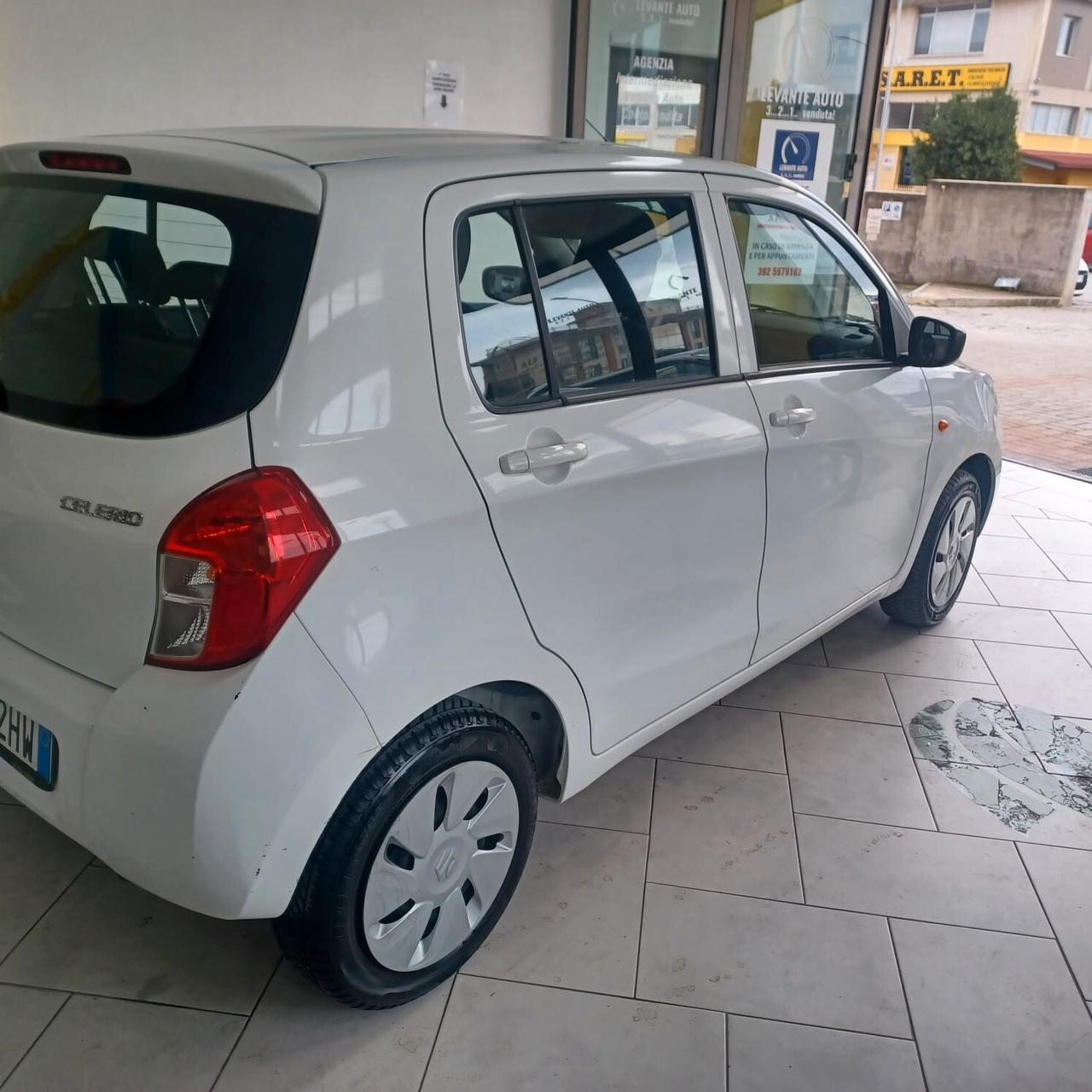 78.558 KM CELERIO 1.0 PERFETTA OK NEOPATENTATI