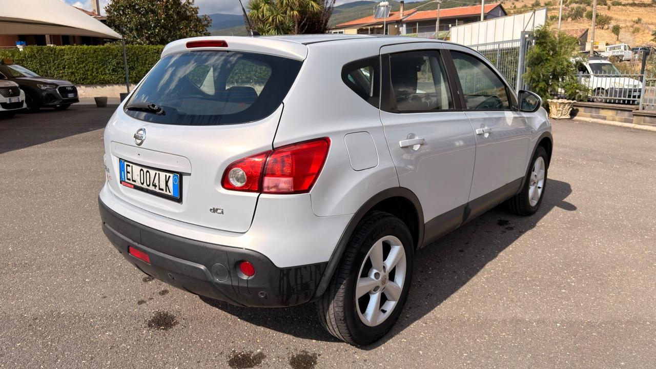 Nissan Qashqai 2.0 dCi DPF 4WD Tekna