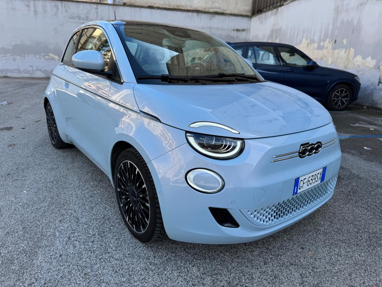 Fiat 500 La Prima Berlina 42 kWh