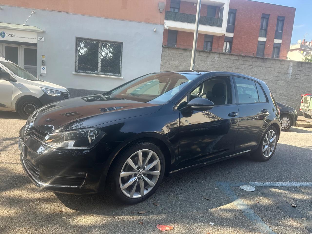Volkswagen Golf 2.0 TDI DSG 5p. Highline BlueMotion Technology