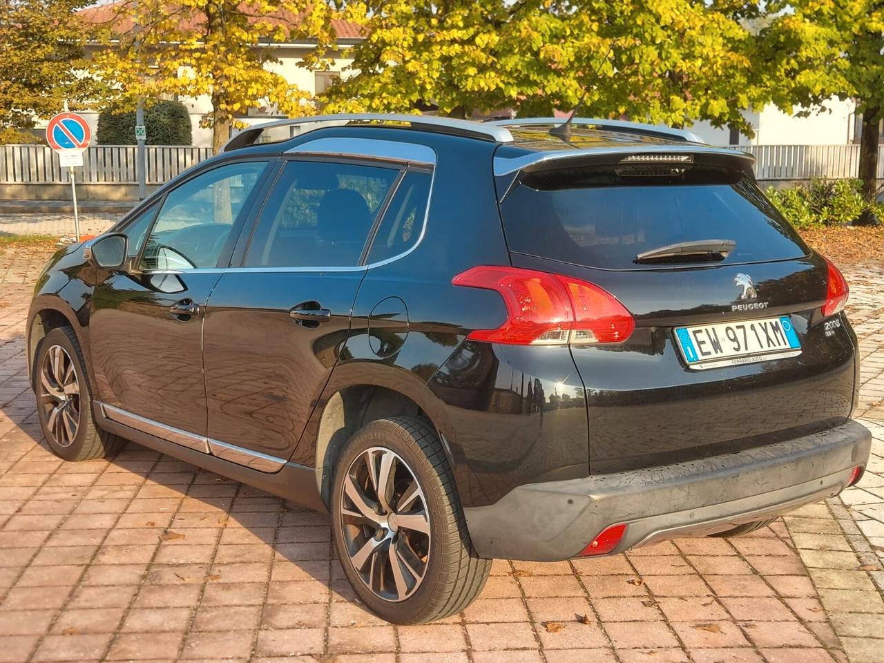 Peugeot 2008 1.6 e-HDi 92 CV Stop&Start Allure