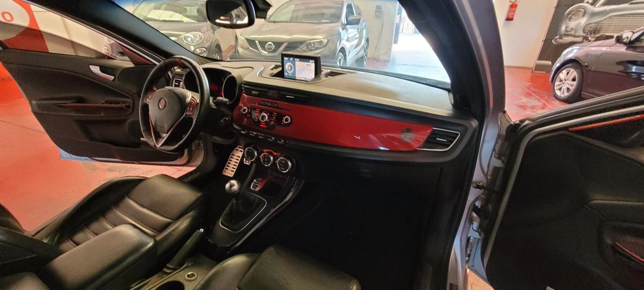 Alfa Romeo Giulietta 1750 TBi 235 cv Quadrifoglio Verde