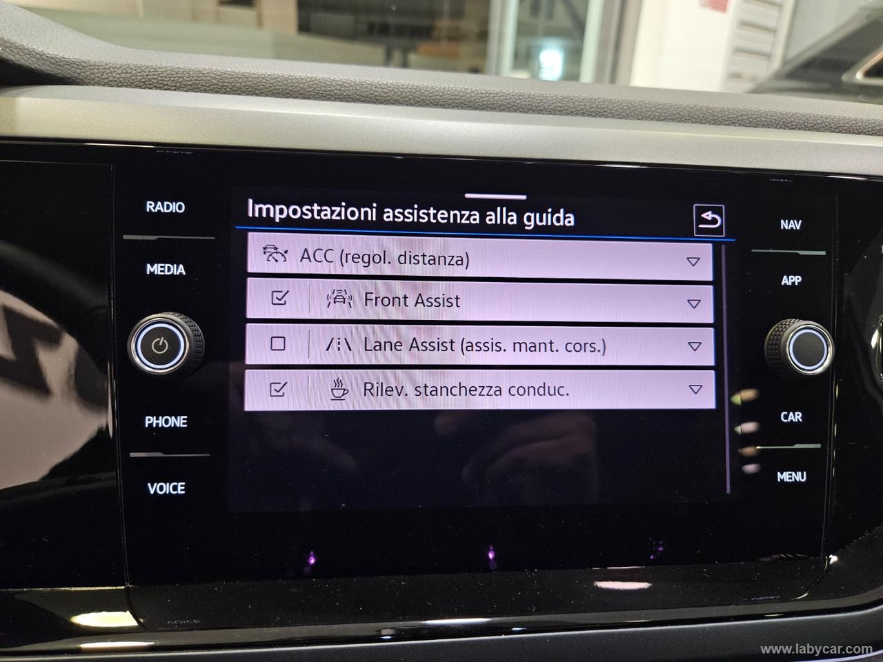 VOLKSWAGEN Taigo 1.0 TSI 110 CV DSG R-Line