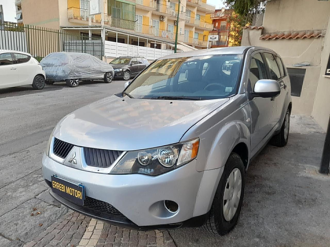 Mitsubishi Outlander 2.0 4X4