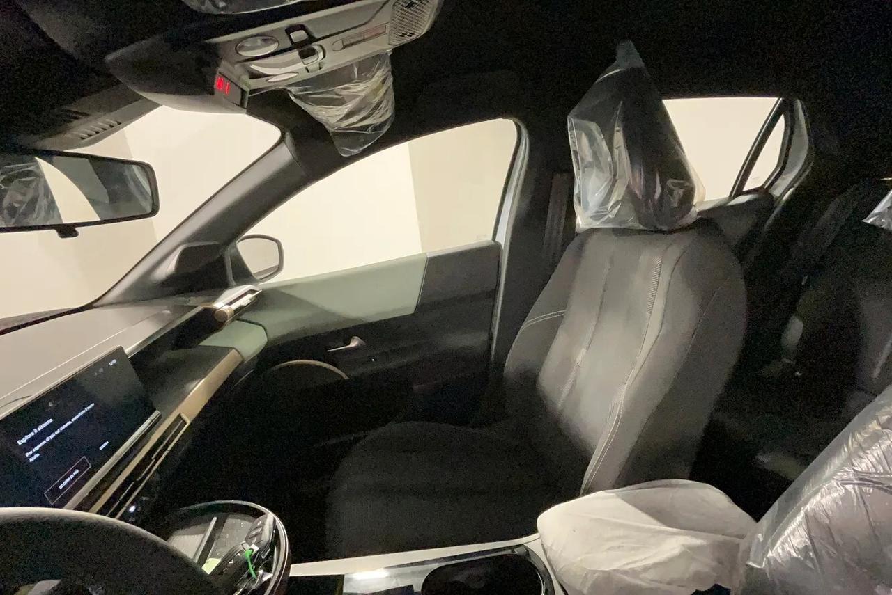 Lancia Ypsilon Hybrid e-DCT KM 0